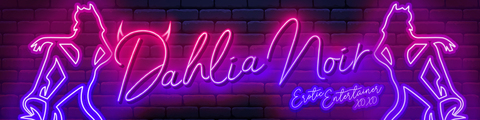 Header of dahlianoirxoxo