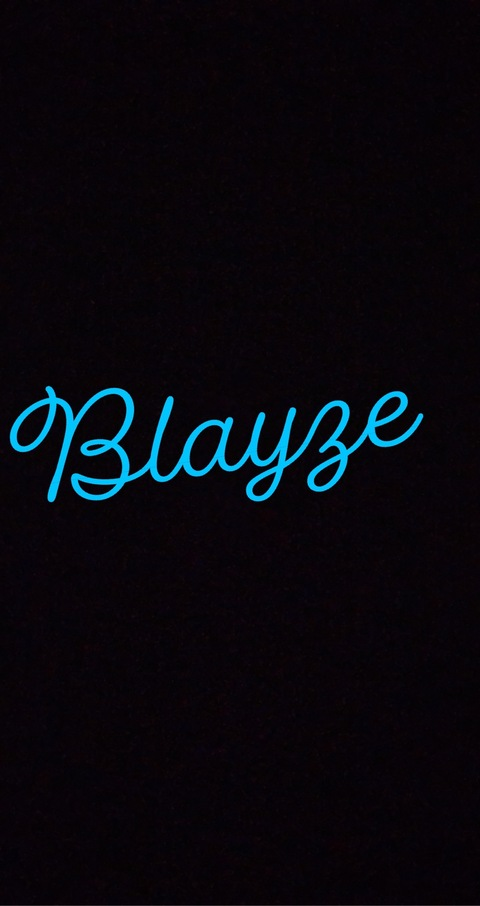 Header of justblayzee