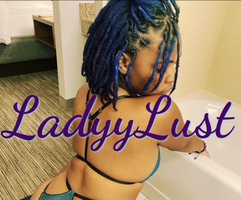 Header of ladyylust22